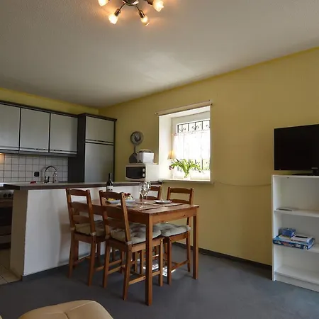 Lejlighed Luxury Apartment In Gillenfeld Eifel With Garden